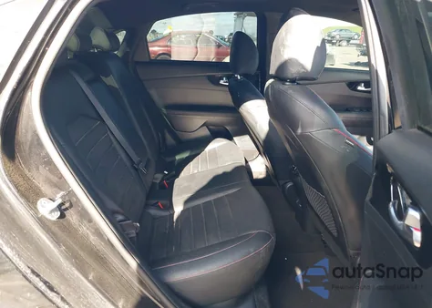 2022 Kia Forte Gt из США, поврежденный, VIN 3KPF44AC3NE477535